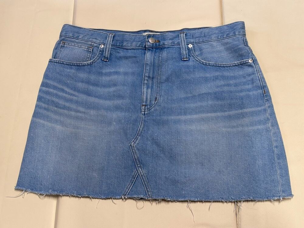 Madewell Blue rigid a-line denim Skirt Raw Hem Boho SZ 38 XL Waist Mini Skirt
